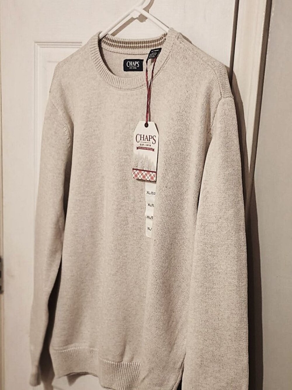 Brand New Chaps Men Long Sleeve Cream Color Sweater   XL